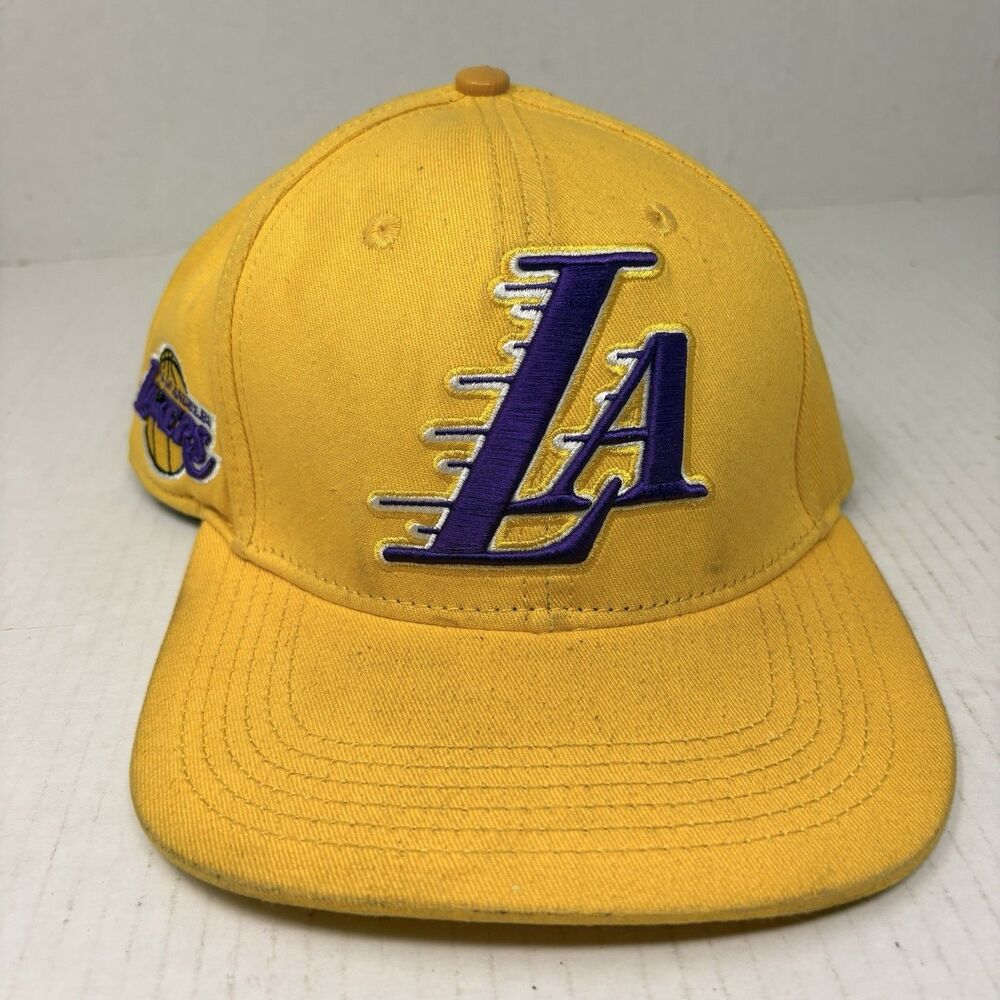 Los Angeles Lakers LA Pro Standard NBA Snapback Hat Flat Brim Adjustable Cap
